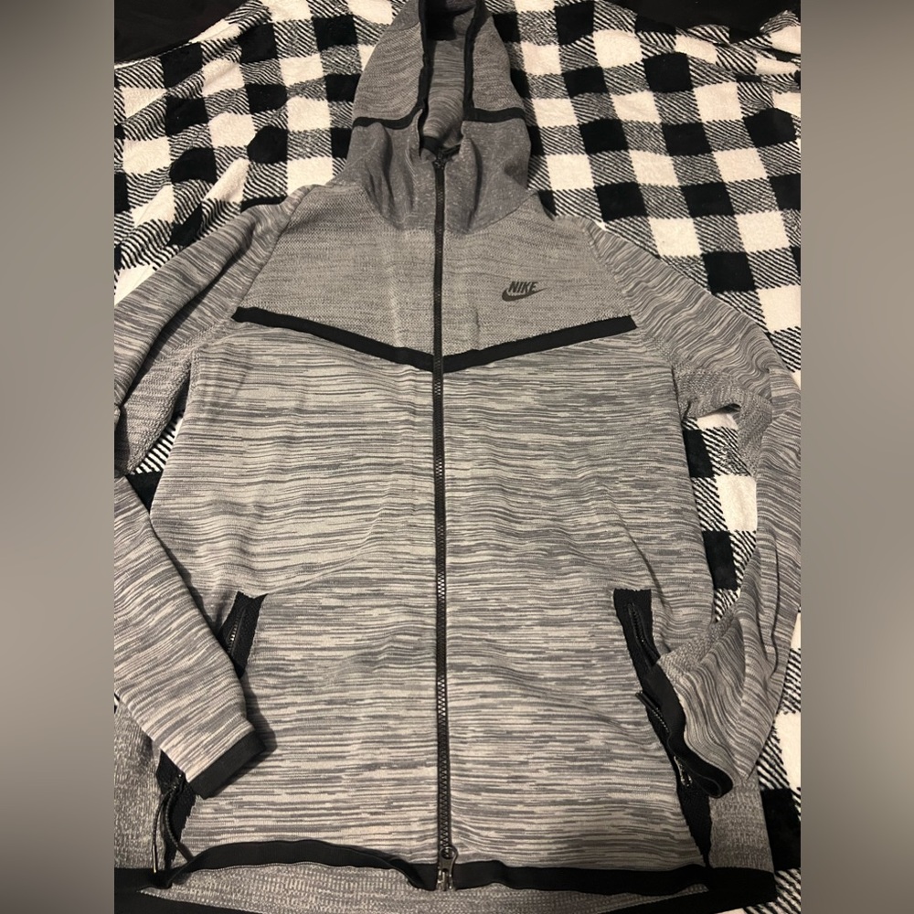 Mens Nike Tech
